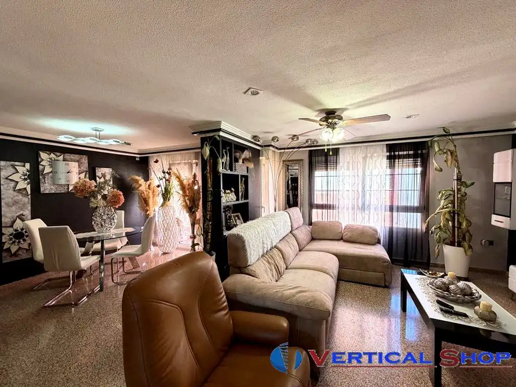 Sala de estar de Piso en venta en Caudete