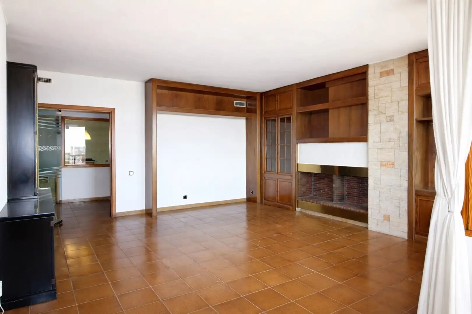 Wohnzimmer von Maisonette zum Verkauf in Figueres mit Heizung, Terrasse und Abstellraum