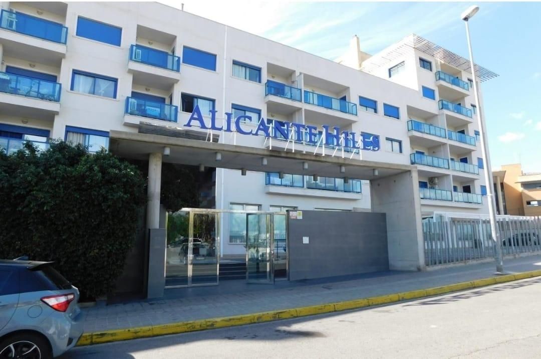 Exterior view of Flat for sale in Alicante / Alacant  with Air Conditioner, Balcony and Community pool
