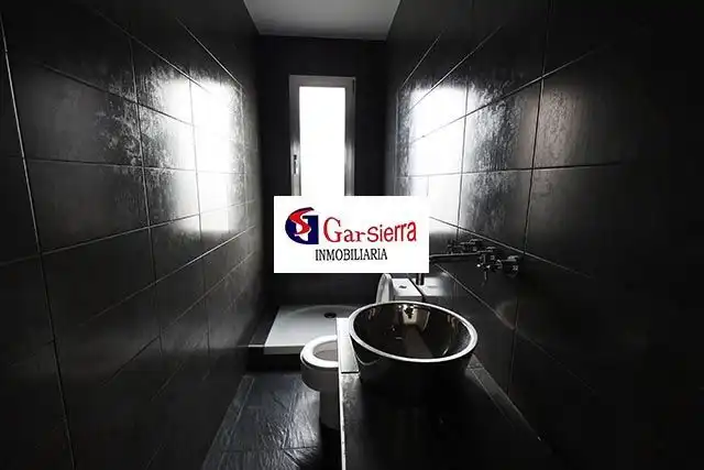 Baño de Casa o chalet en venta en Becerril de la Sierra con Calefacción, Jardín privado y Terraza
