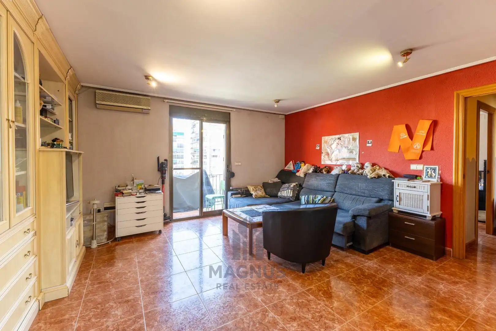 Wohnzimmer von Wohnung zum Verkauf in Valencia mit Klimaanlage und Balkon