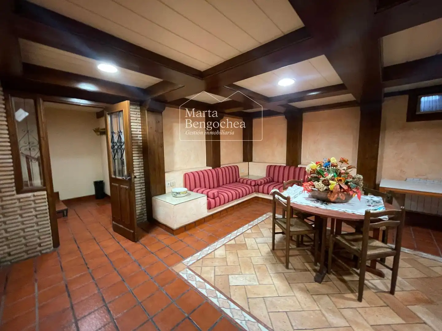 Casa adosada en venta en CALLE MENDIZABALA, Mendizorrotza - Armentia