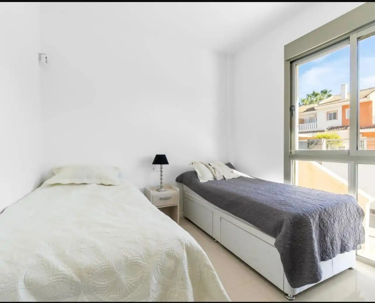 Habitación de Casa o chalet en venta en Rojales con Parquet, Piscina y Amueblado