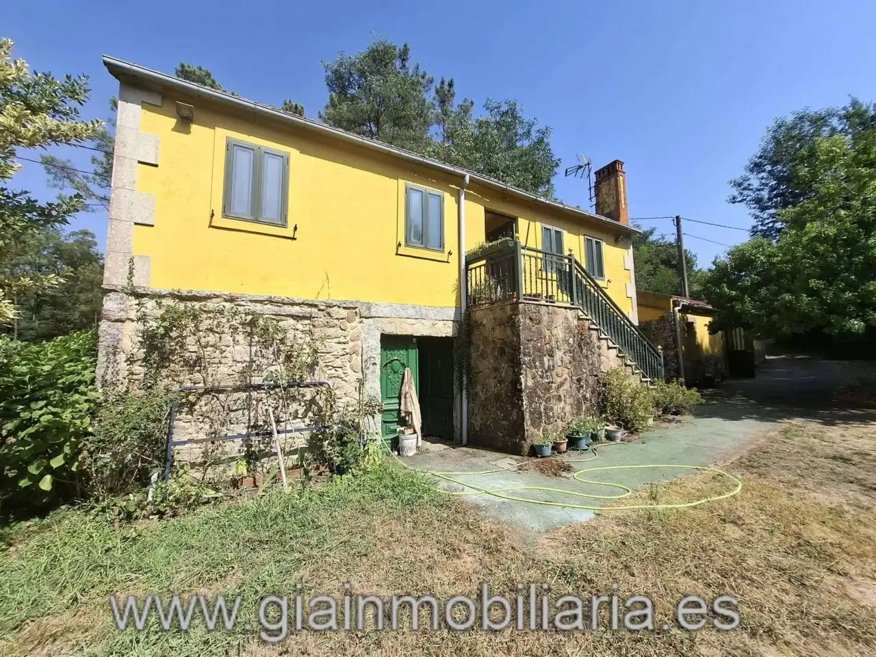 Casa con jardín en venta en Calle Angoares