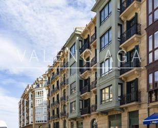 Exterior view of Duplex for sale in Donostia - San Sebastián   with Air Conditioner and Terrace