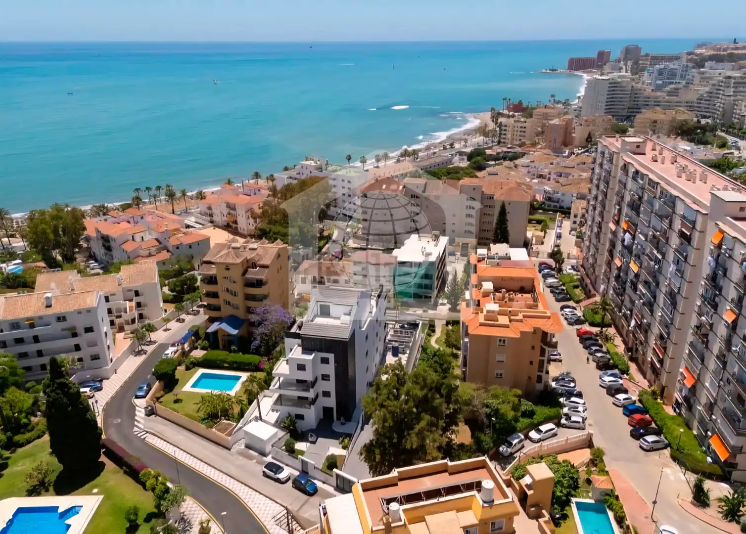 Vista exterior de Piso en venta en Benalmádena con Aire acondicionado, Calefacción y Terraza