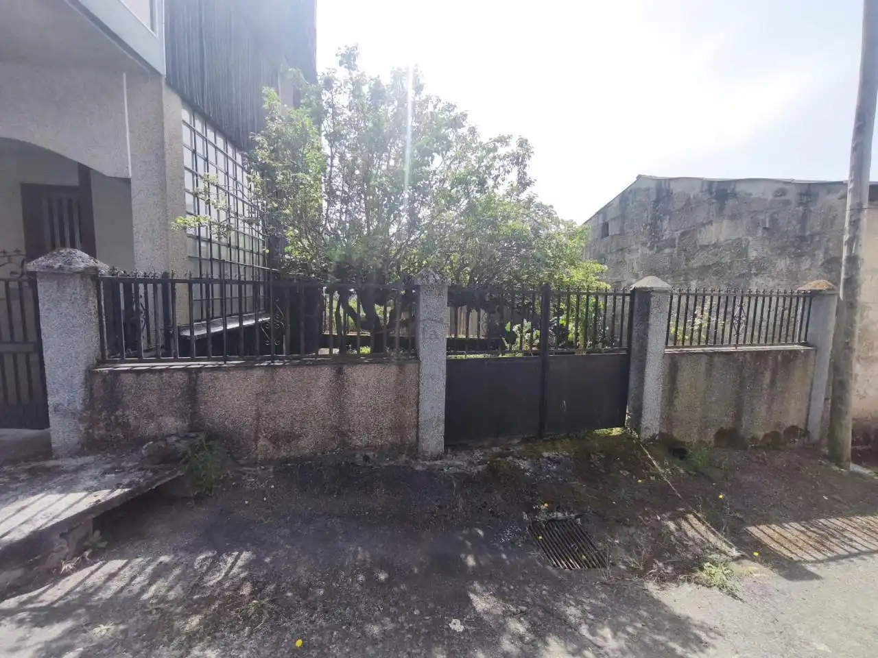 Casa o xalet en venda en Xunqueira de Ambía amb Calefacció, Jardí privat i Moblat