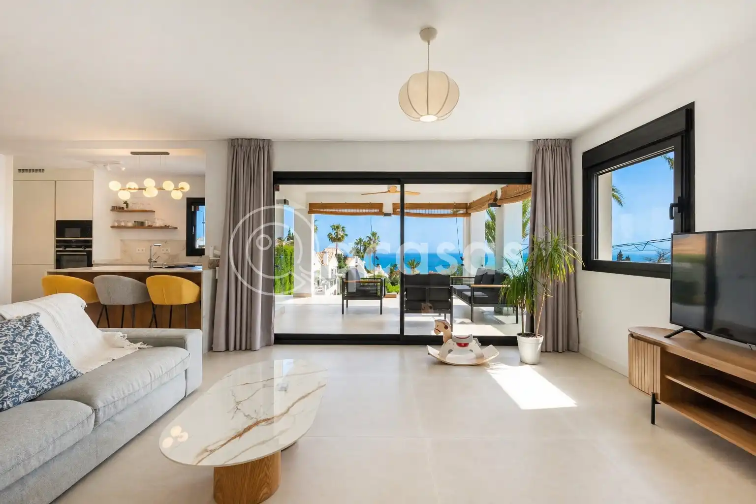 Sala de estar de Casa o chalet en venta en Benalmádena con Aire acondicionado, Calefacción y Jardín privado