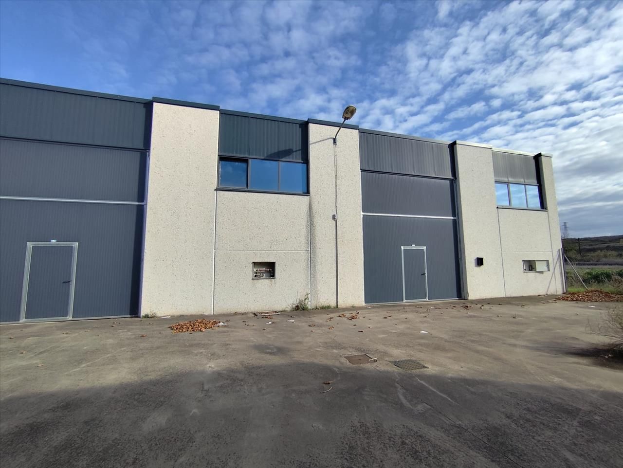 Exterior view of Industrial buildings for sale in Hormilla