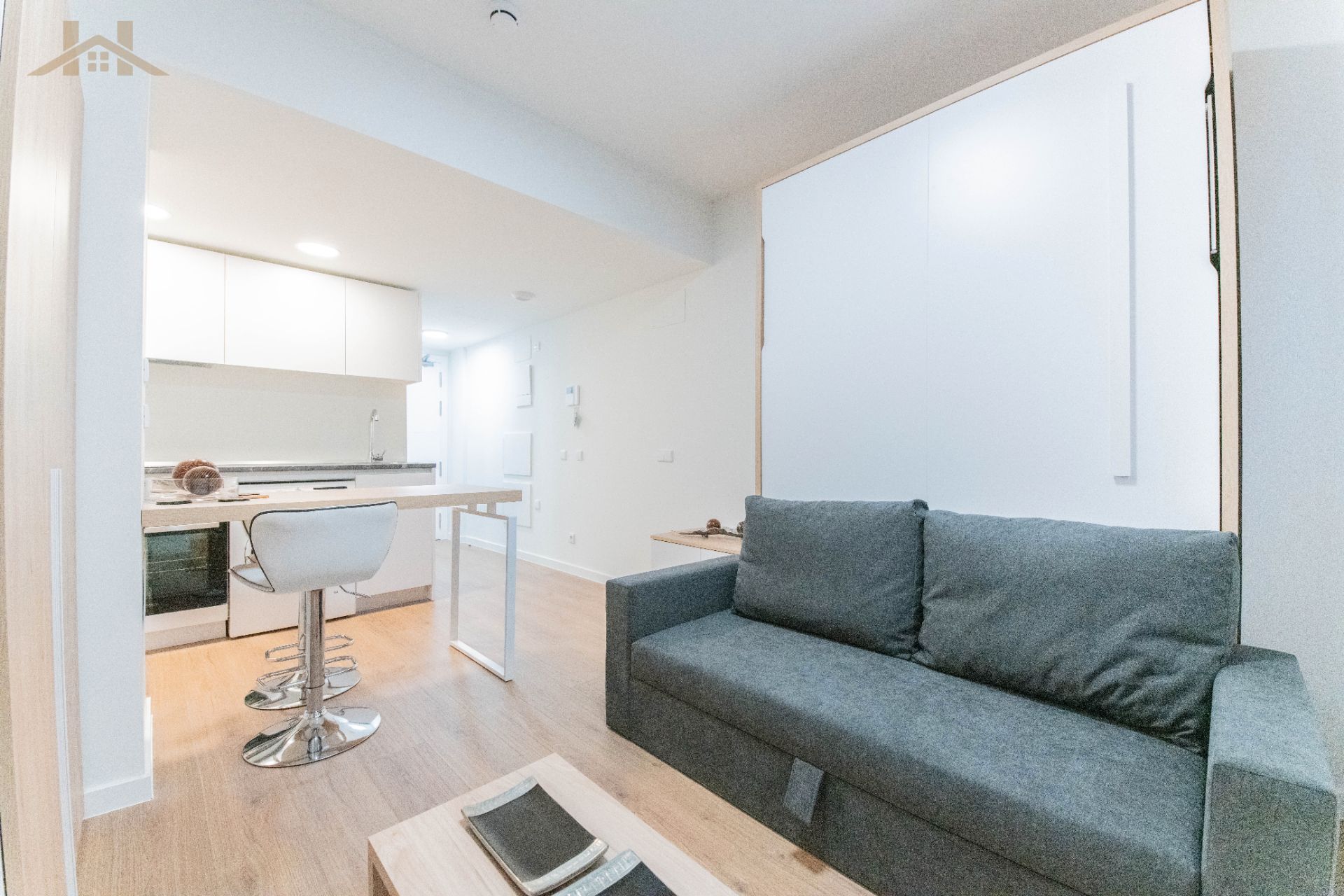 Sala d'estar de Loft en venda en San Sebastián de los Reyes amb Aire condicionat, Moblat i Rentadora