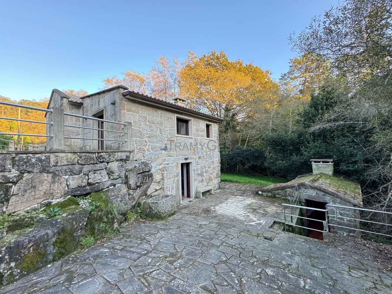 Vista exterior de Casa o xalet en venda en Gondomar amb Calefacció, Jardí privat i Terrassa