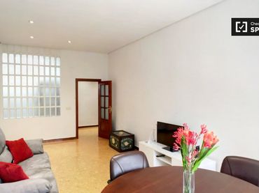Flat with balcony to rent in Arganzuela