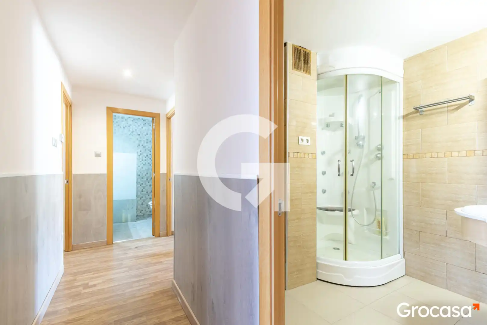 Bathroom of Flat for sale in Cornellà de Llobregat  with Heating and Balcony