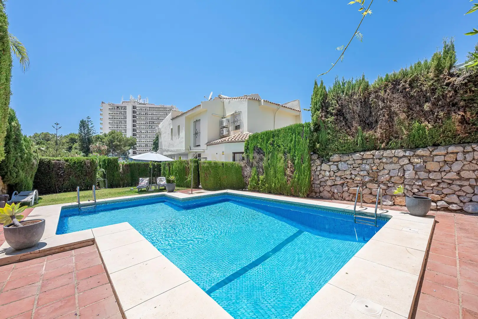 Garten von Haus oder Chalet zum Verkauf in Marbella mit Klimaanlage, Privatgarten und Abstellraum