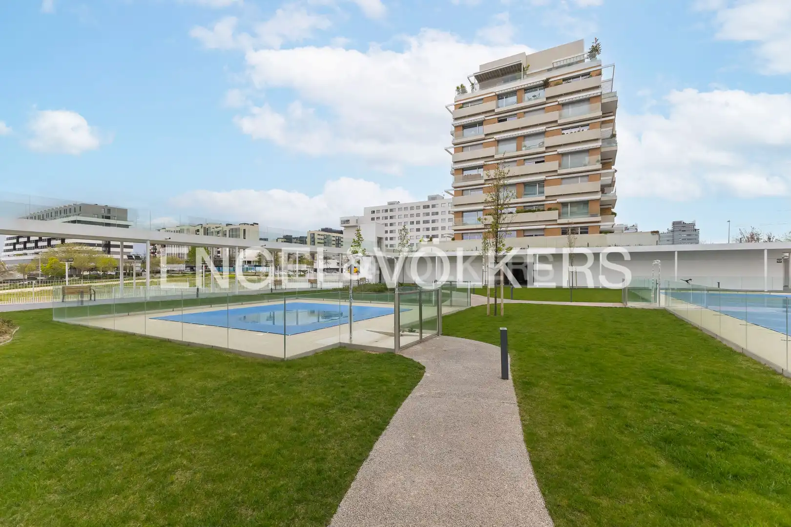 Vista exterior de Ático en venta en Madrid con Aire acondicionado, Calefacción y Terraza