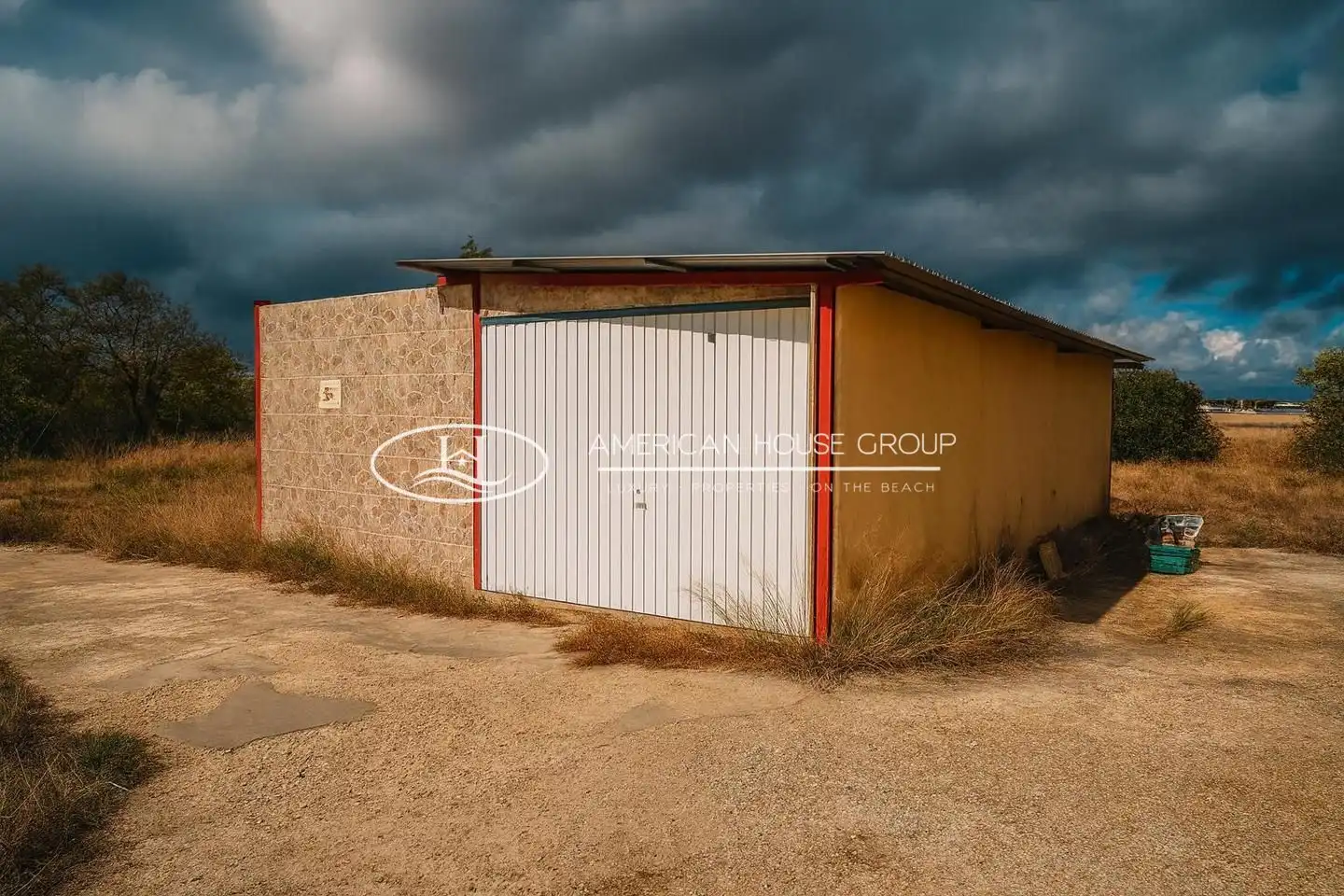 Exterior view of Houses for sale in Chiclana de la Frontera