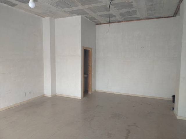 Local comercial en Alquiler en Carrer de Fàtima, 83 en Can Roca