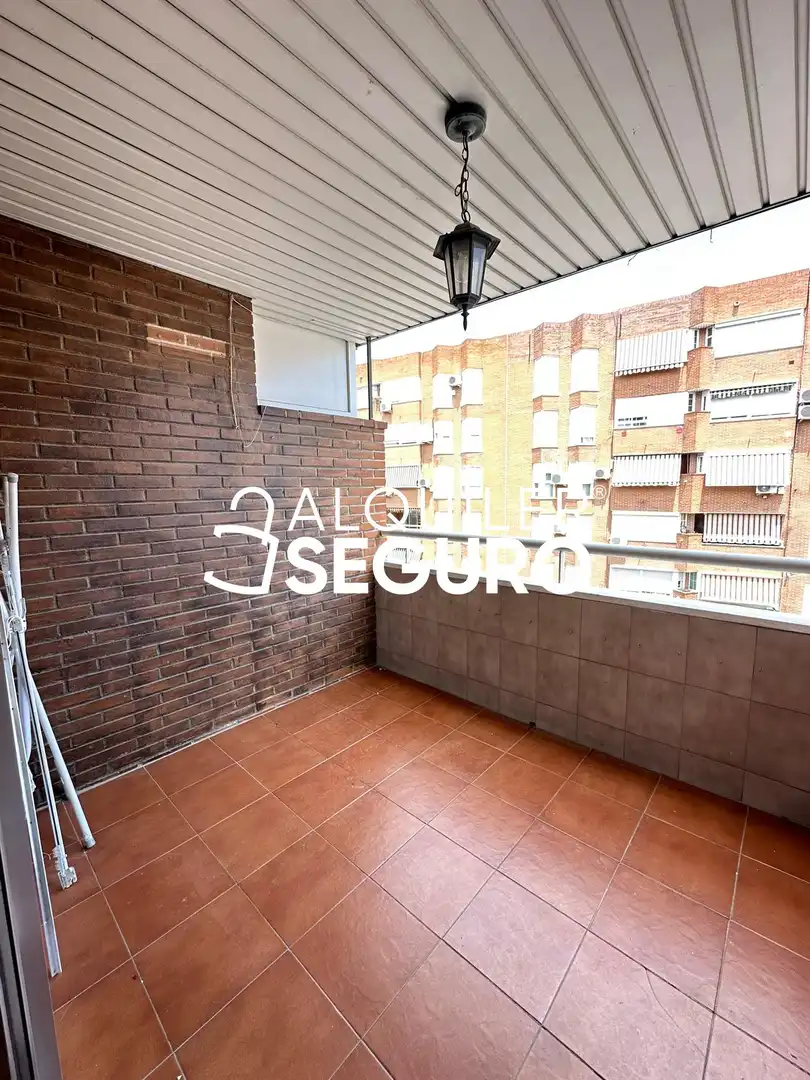 Terrasse von Wohnung zur Miete in Fuenlabrada mit Heizung, Terrasse und Schwimmbad