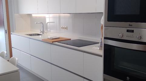 Foto 4 de Piso de alquiler en Rúa de Armórica, 8, Monte Porreiro, Pontevedra