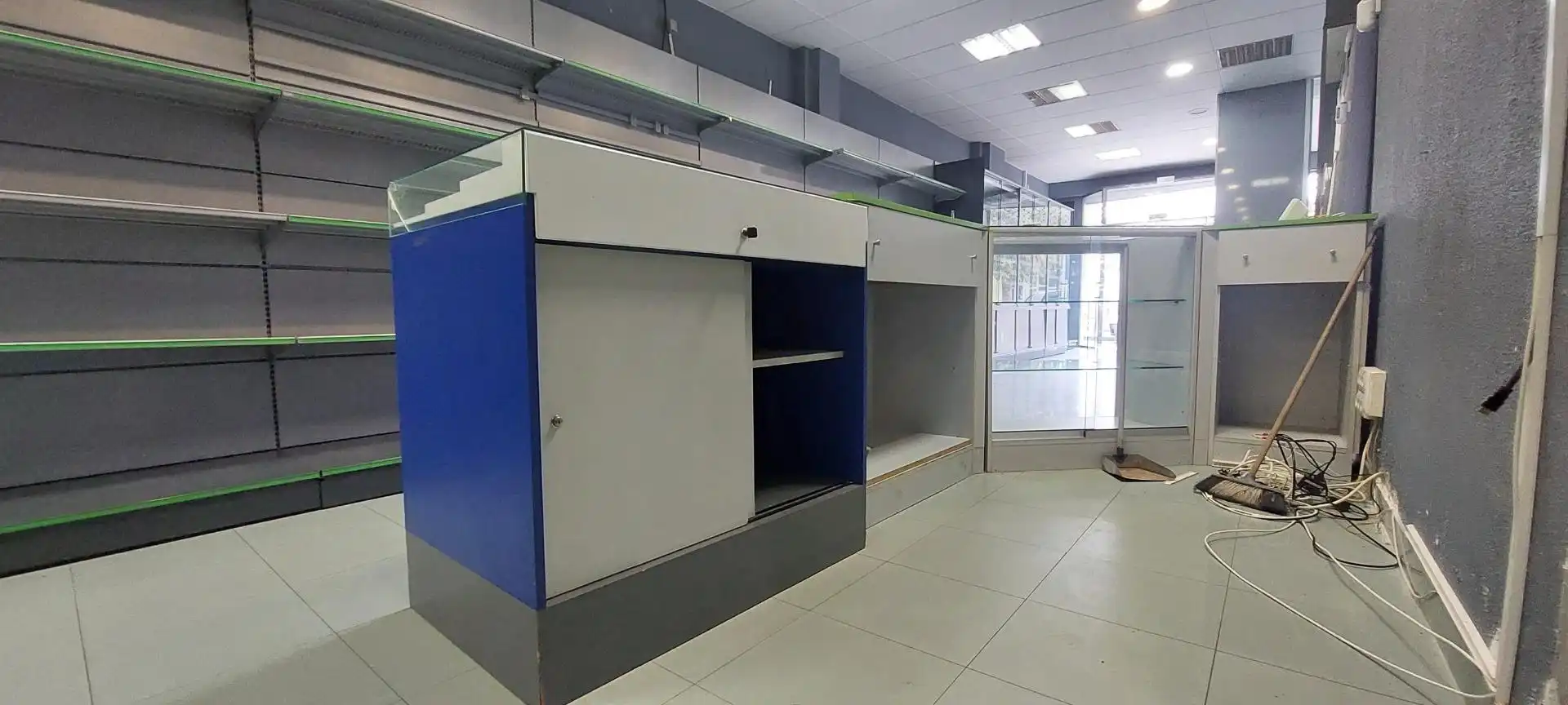 Local en venta en Plaza Plaza Doctor G Gracia R Villarrubia, Cortes - Huertas