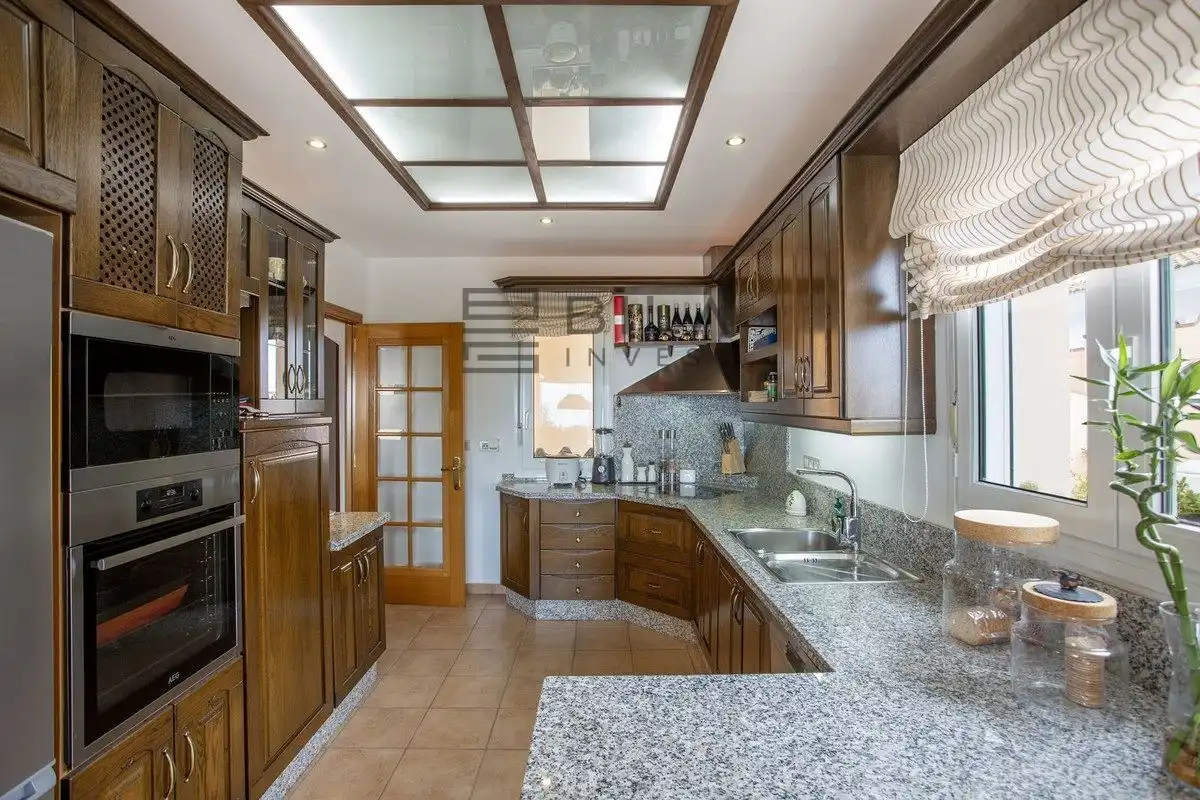 Detached homes for sale in de la Cañada, Rancho Domingo - La Hacienda
