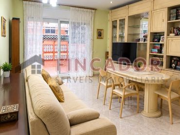 Adosado con jardín en venta en Carrer de la Vall d'Aran