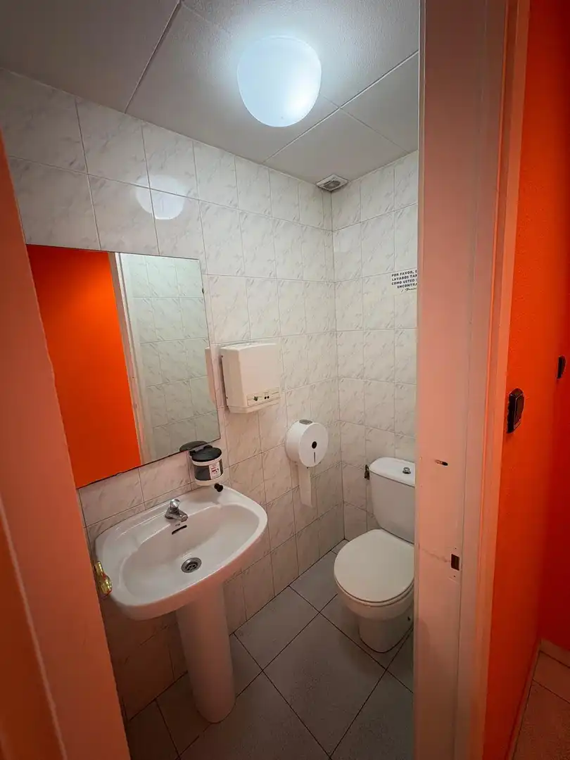 Local comercial en traspaso en Carrer BANYS, DELS, imagen 13