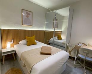 Bedroom of Flat to share in  Barcelona Capital  with Air Conditioner and Terrace