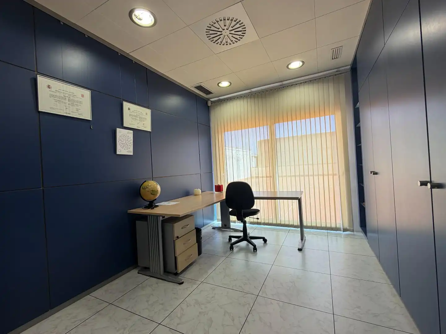 Commercial properties for sale in Empuriabrava  with Terrace