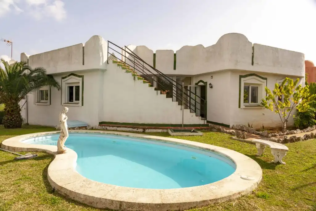 Chalet con piscina en venta en Las Chapas - El Rosario, imagen 16