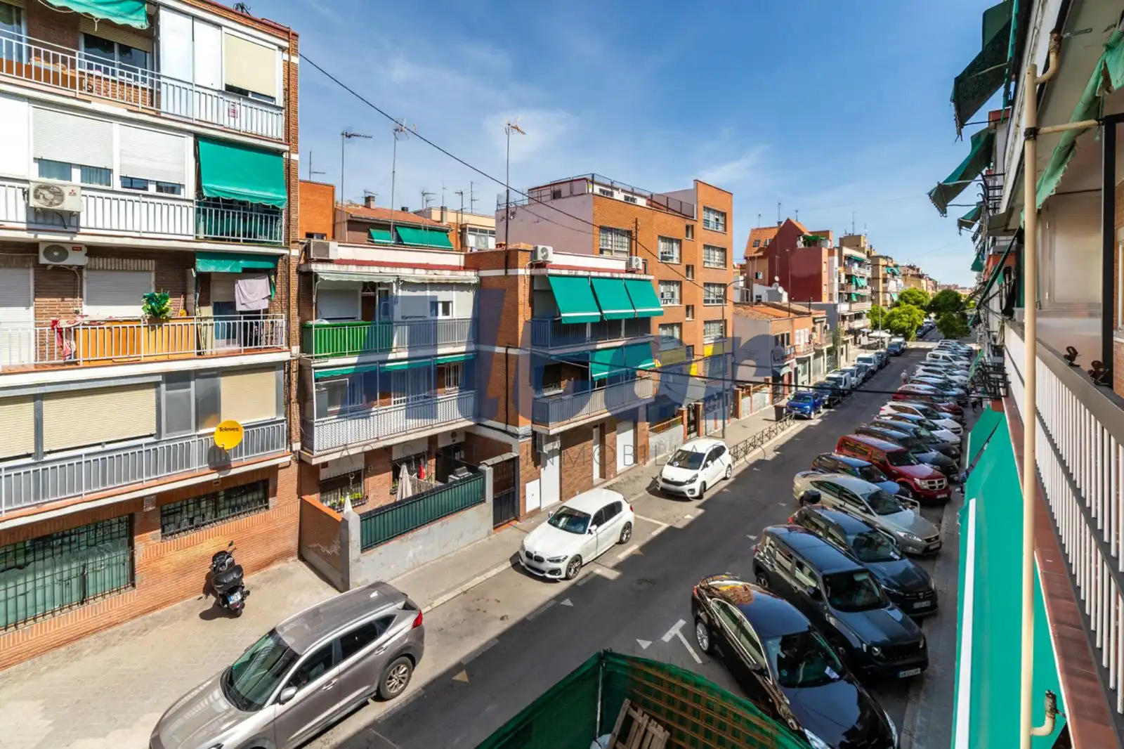 Außenansicht von Dachboden zum Verkauf in Madrid mit Klimaanlage, Heizung und Terrasse