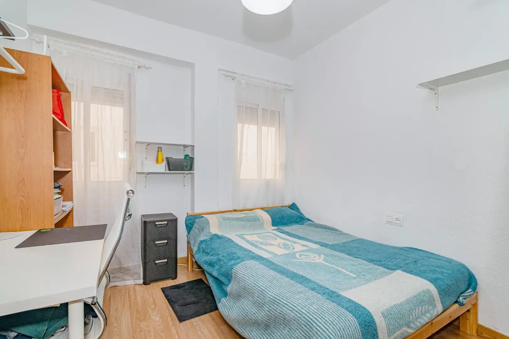 Habitación de Piso en venta en Granada con Amueblado