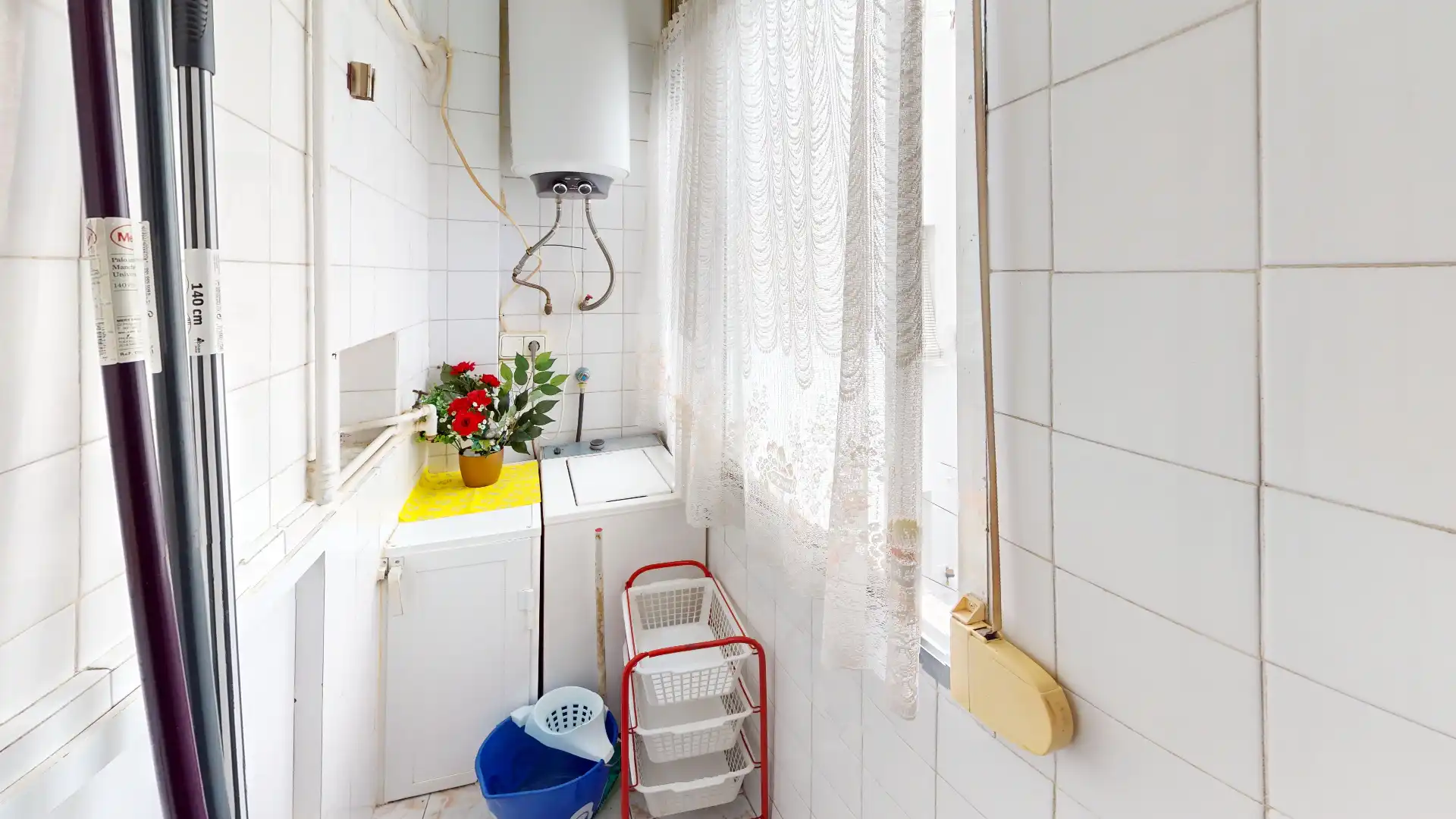 Küche von Wohnung zum Verkauf in Alicante / Alacant mit Balkon