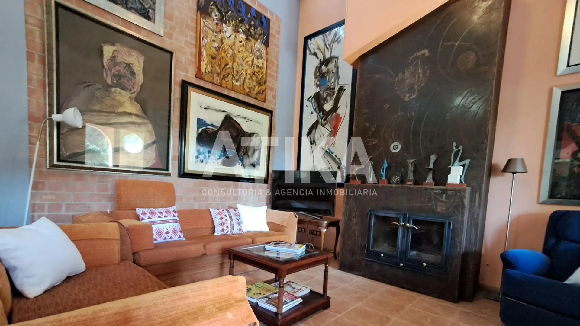 Living room of Houses for rent in Ontinyent  with Heating, Private garden and Furnished