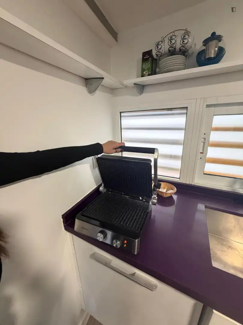 Cocina de Apartamento de alquiler en Valencia con Aire acondicionado, Calefacción y Amueblado