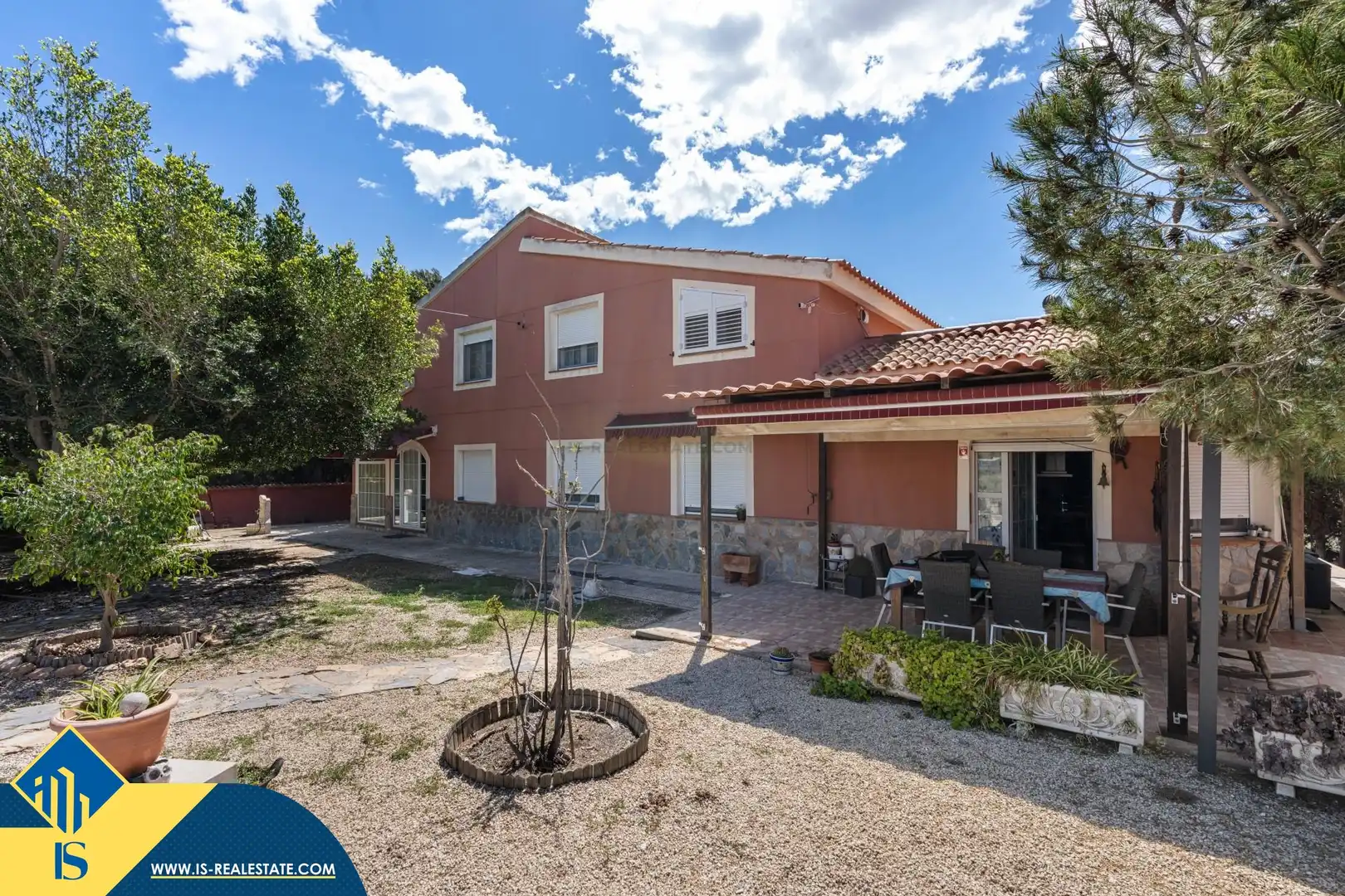 Vista exterior de Casa o xalet en venda en Elche / Elx amb Terrassa i Moblat