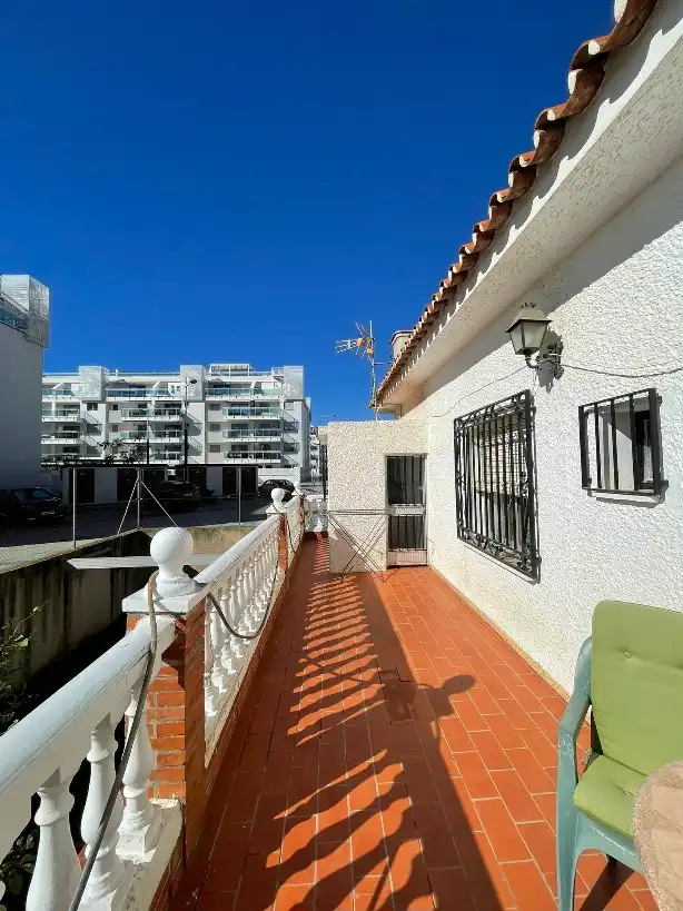 Vista exterior de Casa o xalet en venda en Torrox amb Aire condicionat, Calefacció i Terrassa