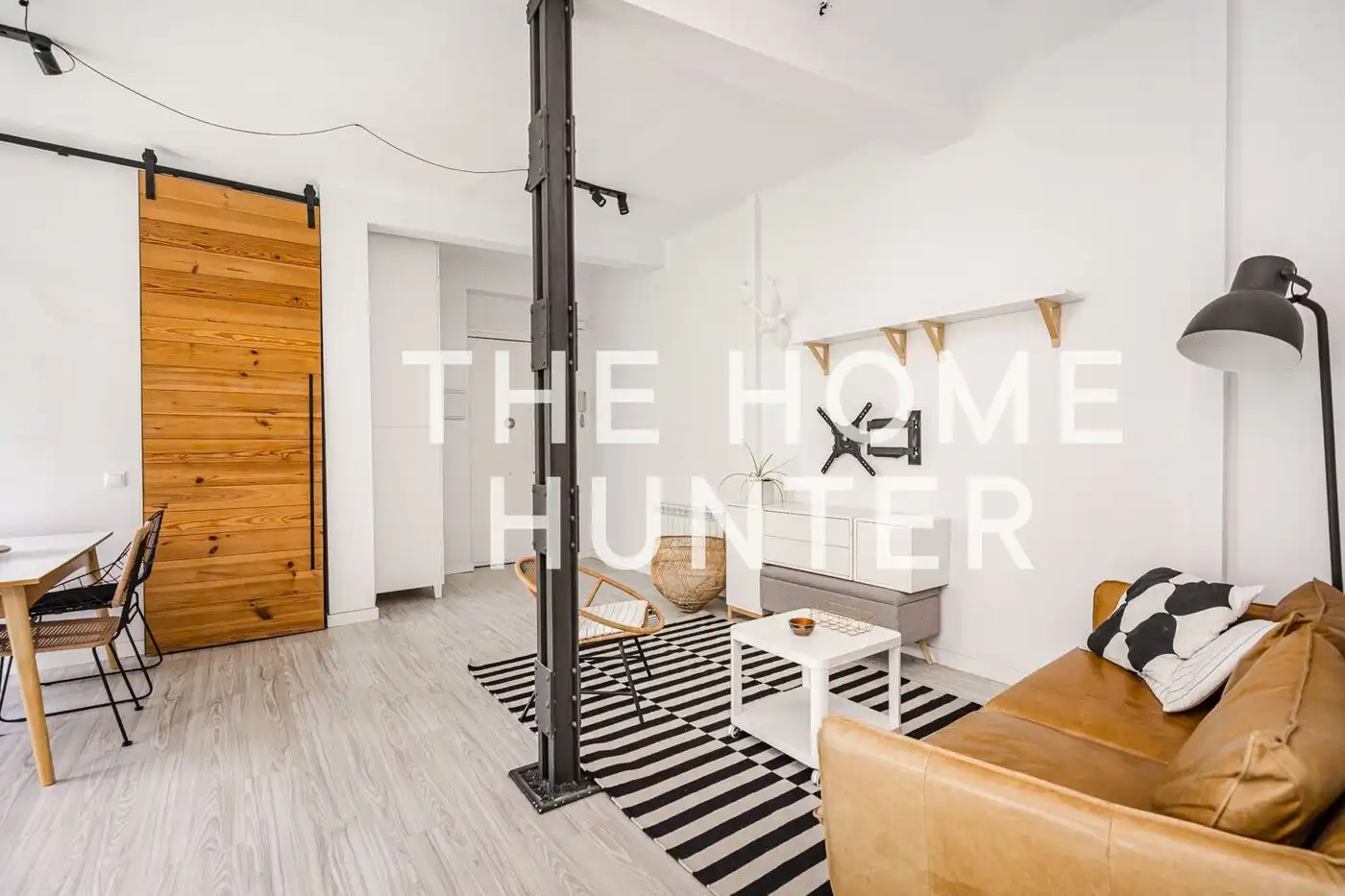 Living room of Flat for rent in Madrid  with Air Conditioner, Heating and Furnished