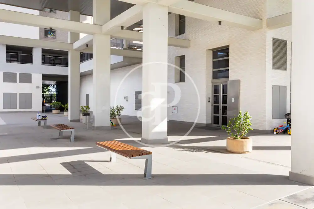 Terrassa de Pis de lloguer en Valencia amb Aire condicionat, Calefacció i Jardí privat