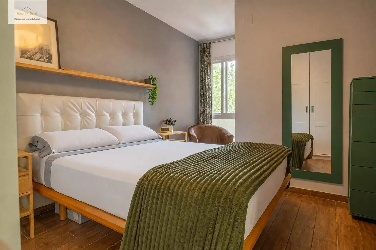 Schlafzimmer von Wohnung zum Verkauf in Badalona mit Klimaanlage, Heizung und Terrasse