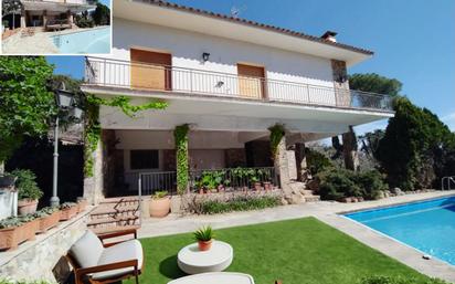 Exterior view of House or chalet for sale in Santa Eulàlia de Ronçana  with Air Conditioner, Terrace and Swimming Pool