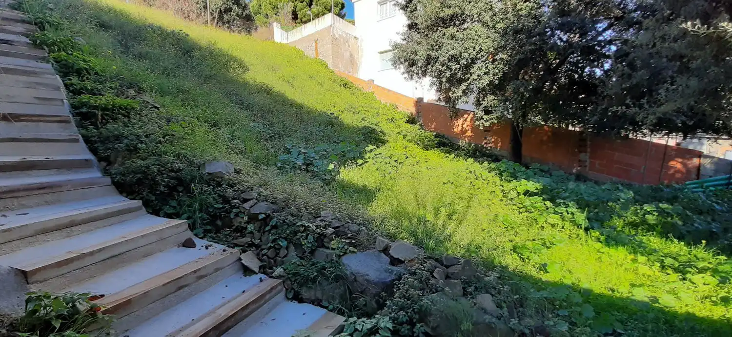 Residential land for sale in Can Carreras - Montessol, imagen 3