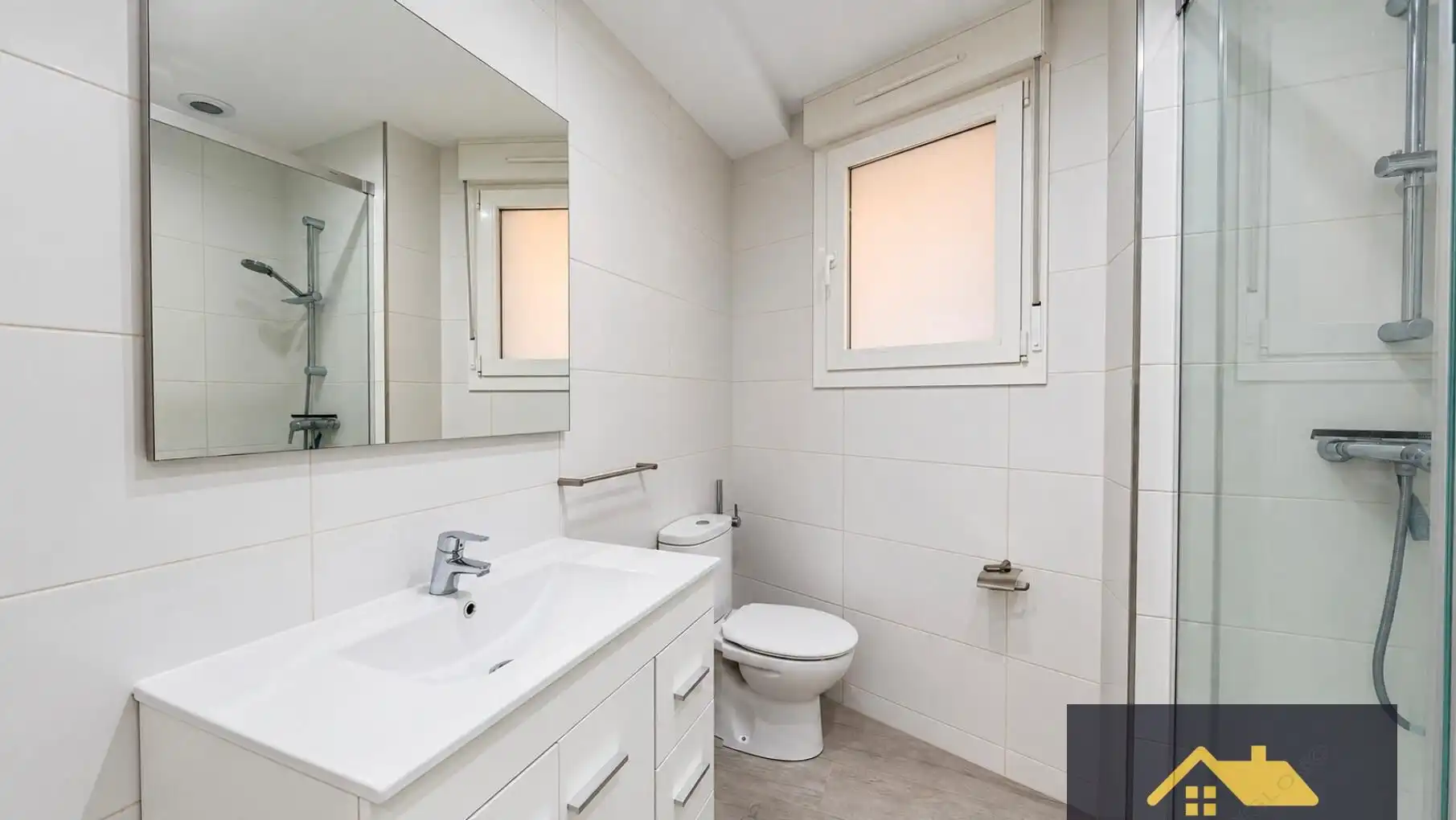 Baño de Piso en venta en Portugalete con Calefacción y Amueblado