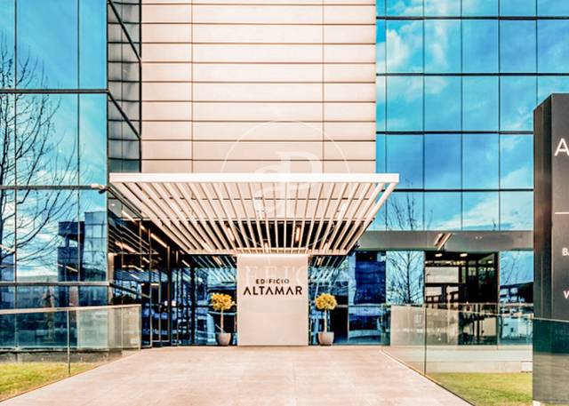 Oficina en Alquiler en Av. de Bruselas en El Soto de la Moraleja