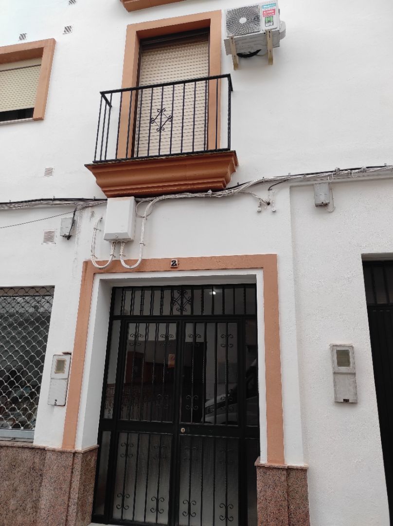 Exterior view of Flat for sale in Posadas  with Air Conditioner, Oven and Washing machine