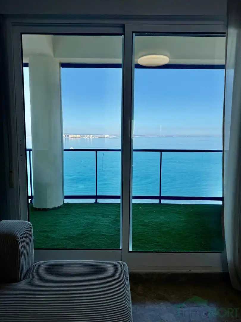 Terrasse von Dachboden zum Verkauf in La Manga del Mar Menor mit Terrasse, Möbliert und Gemeinschaftspool