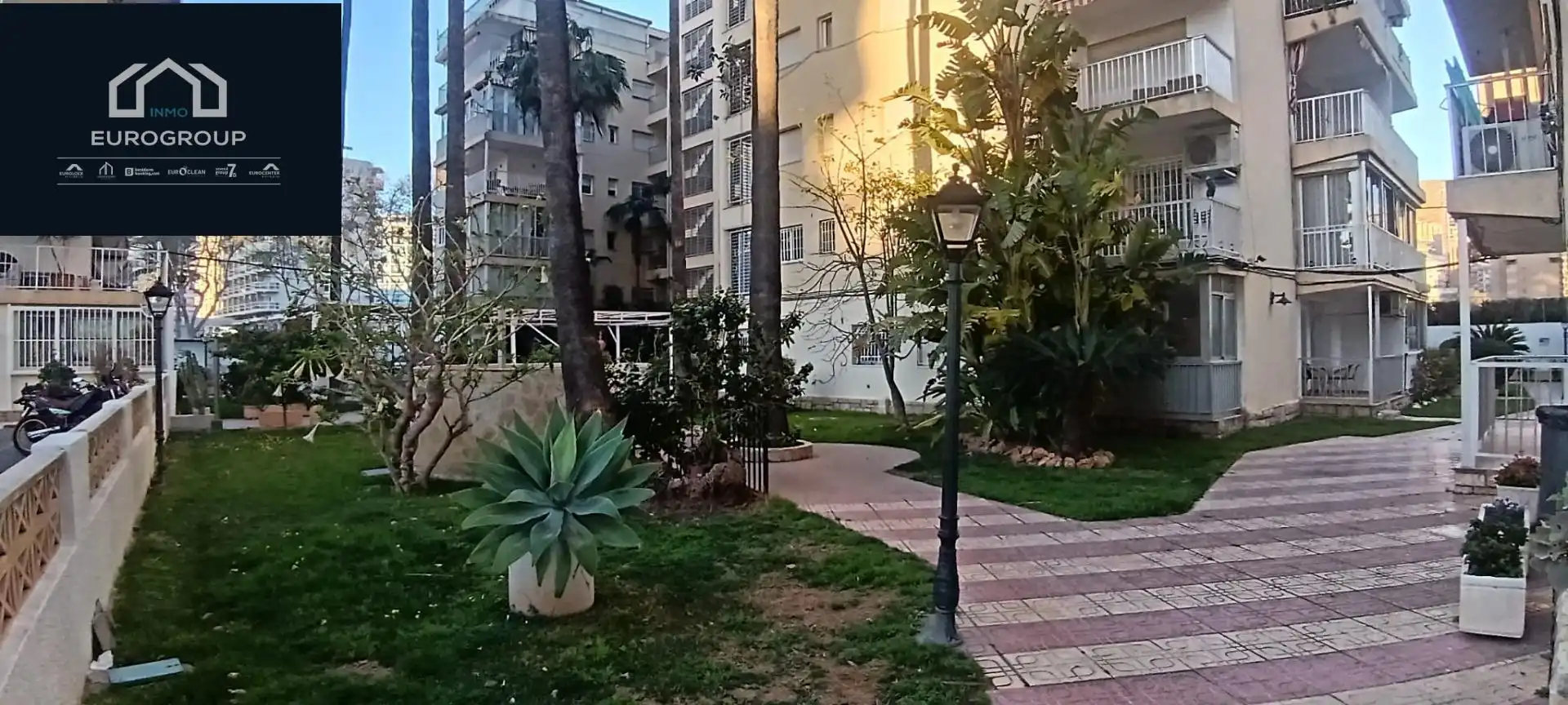 Vista exterior de Àtic en venda en Benidorm amb Aire condicionat i Terrassa