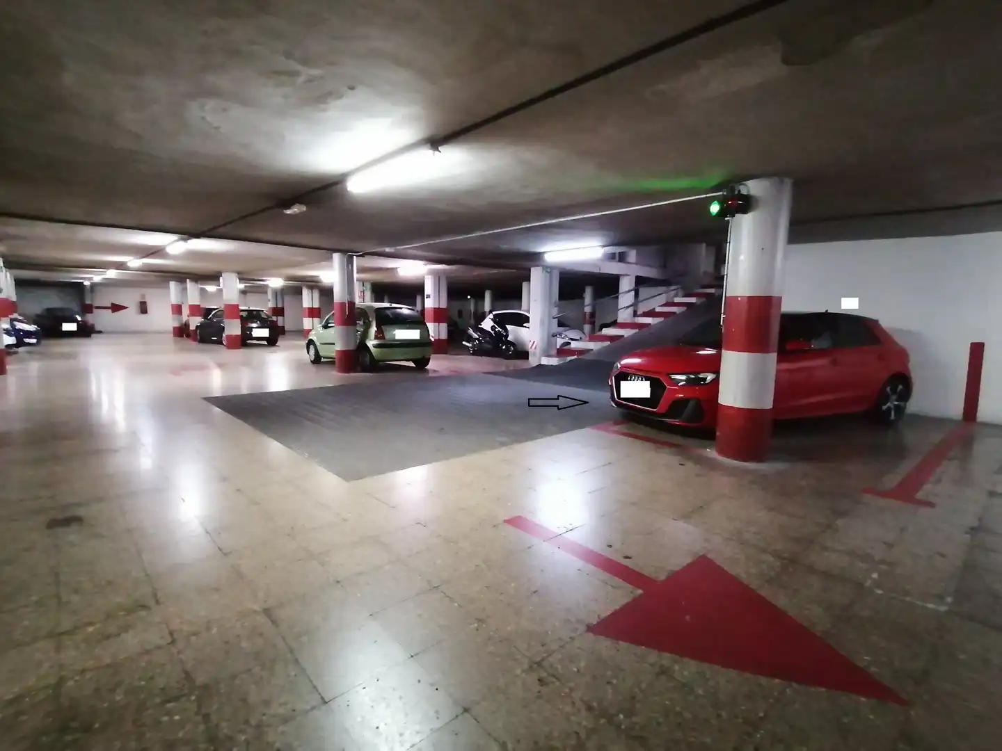 Individual amb ascensor en venda a Calle General Lacy 5, imagen 4