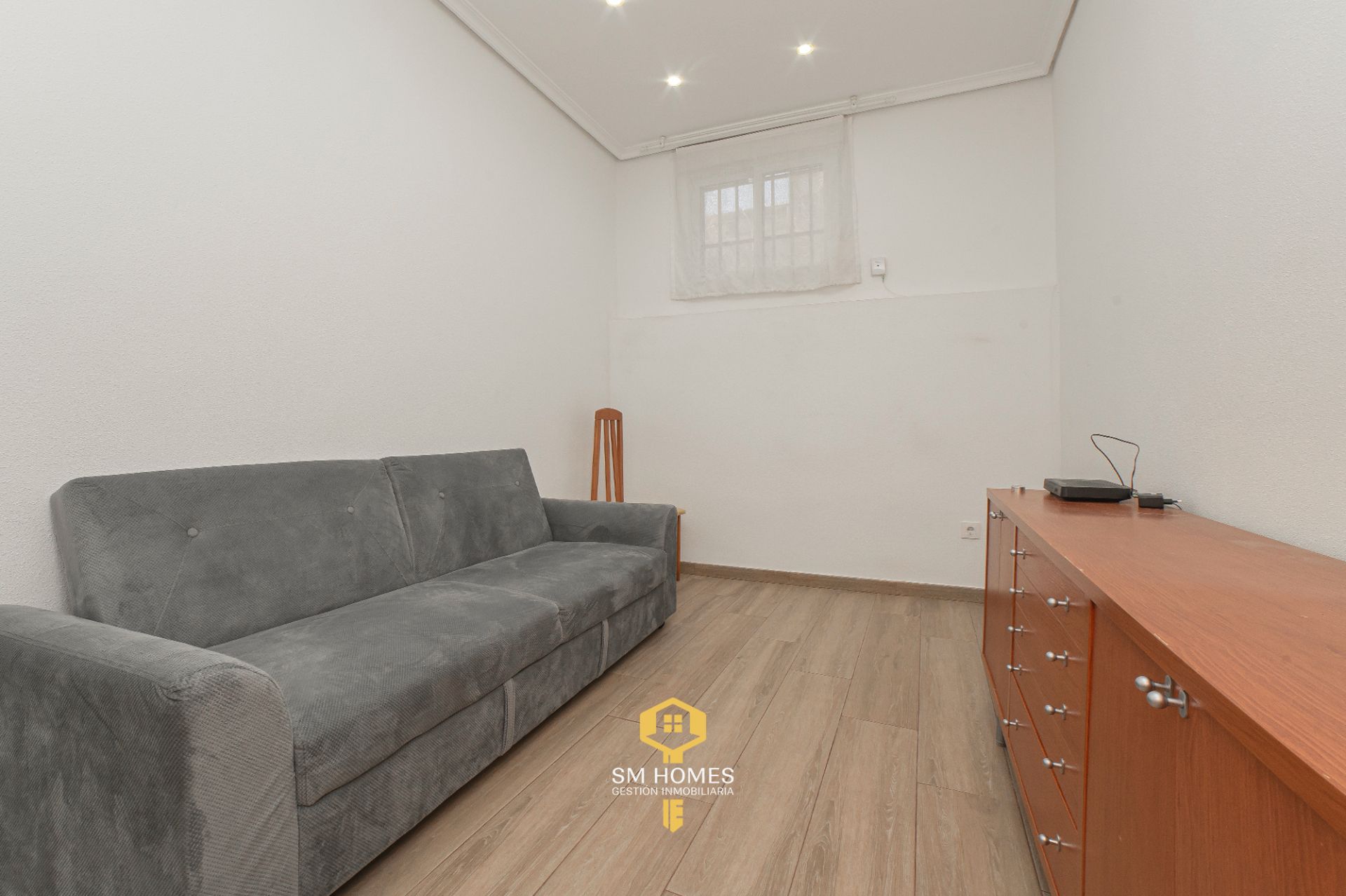 Flat for sale in Calle de Embajadores, Chopera