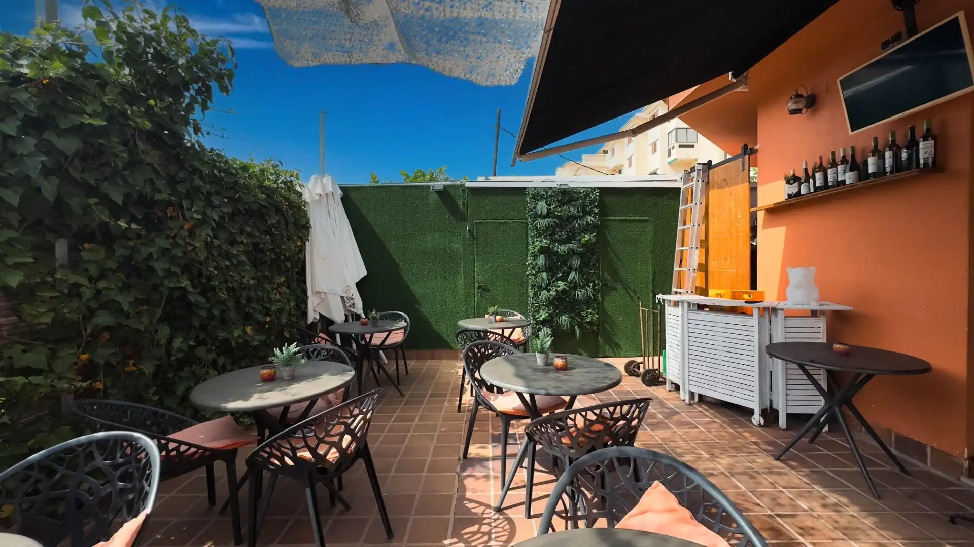 Terrassa de Local en venda en Dénia